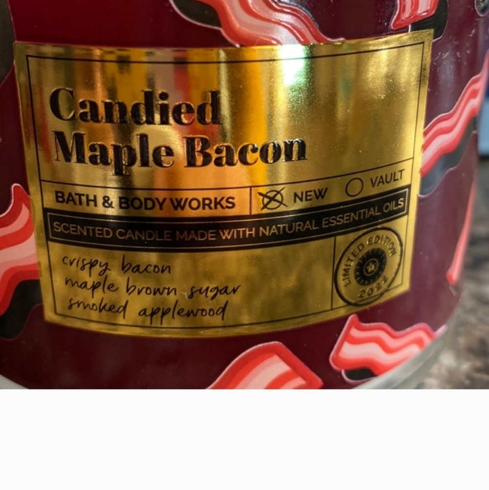 NEW Bath & Body Works 3-Wick candles Candied Maple Bacon Lot of Two - Picture 2 of 5